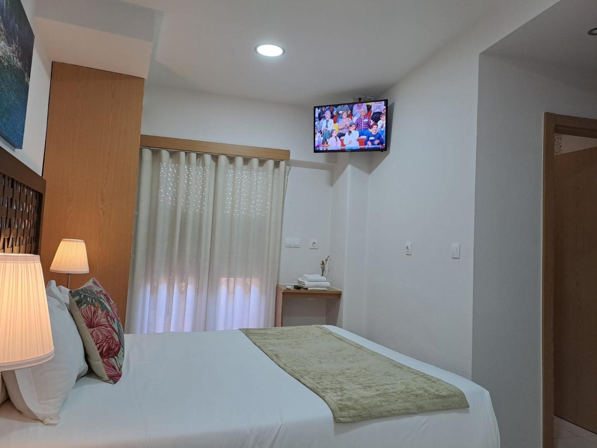 Hotel SQUARE Sertã Buitenkant foto